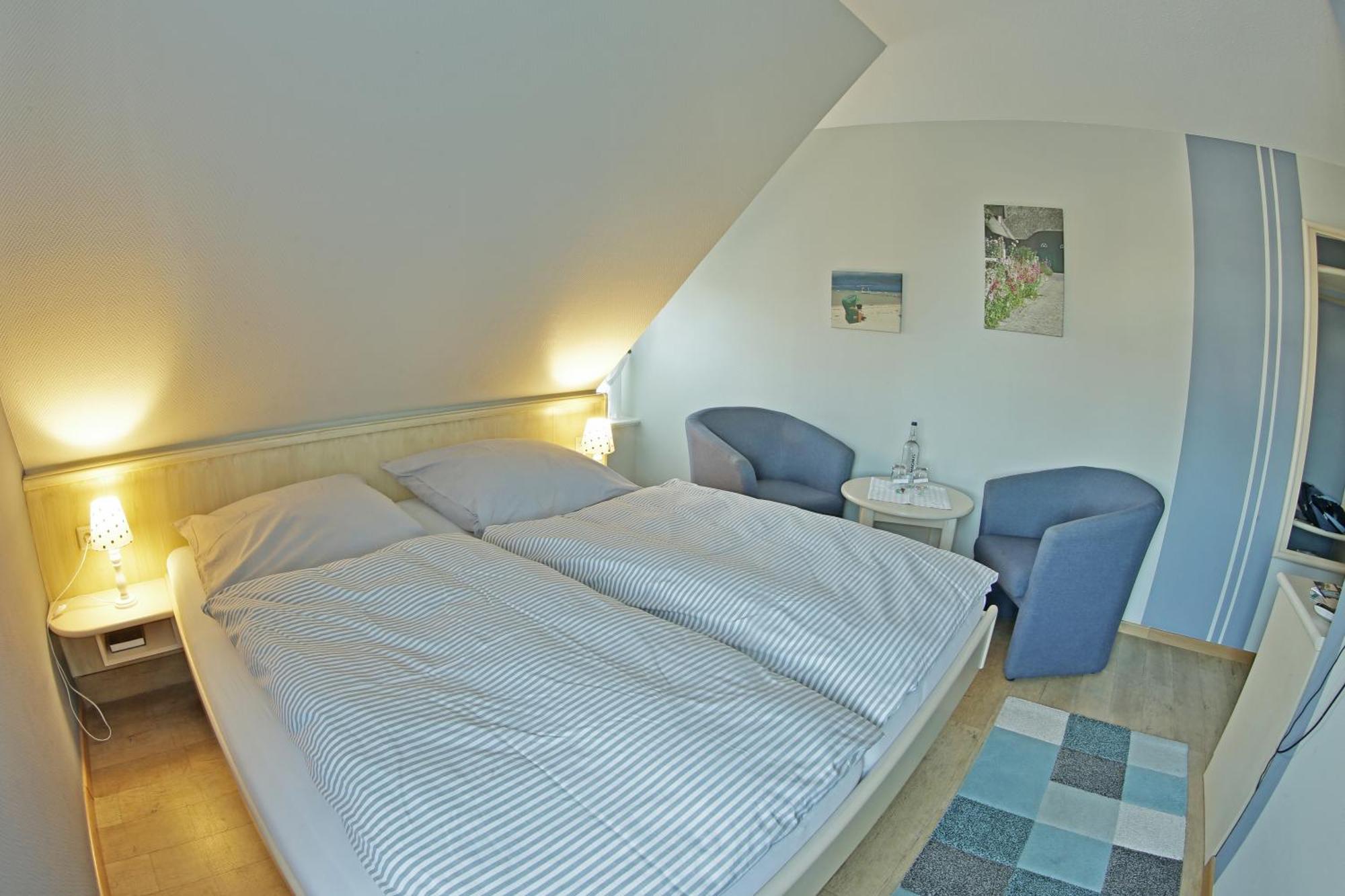 Gasthaus Knudsen Utersum Esterno foto