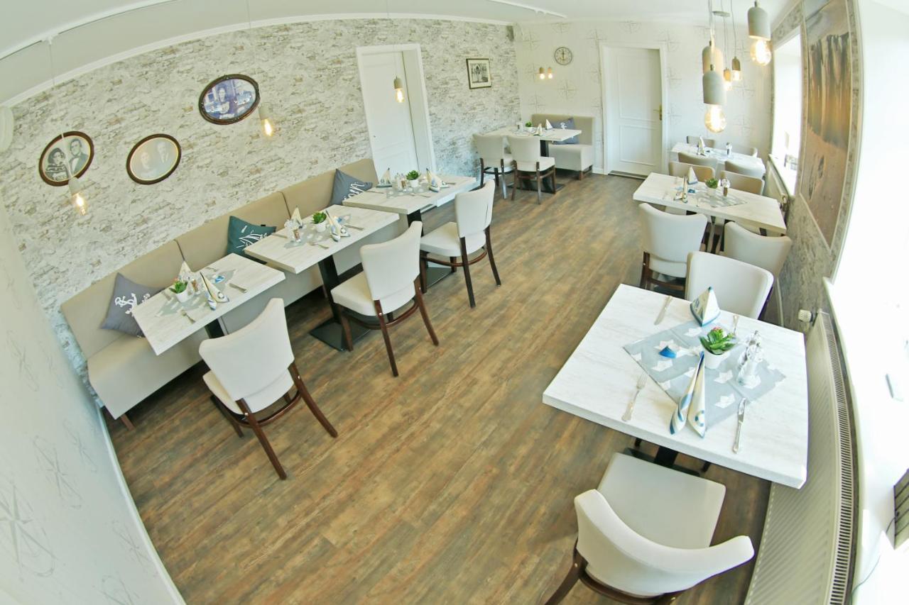 Gasthaus Knudsen Utersum Esterno foto